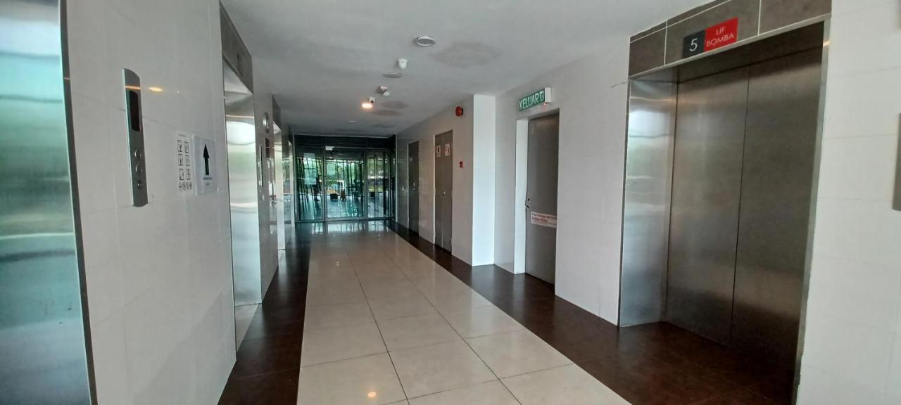 Homestay Arc Austin Hills Jb 4-5Pax 조호르 바루 외부 사진